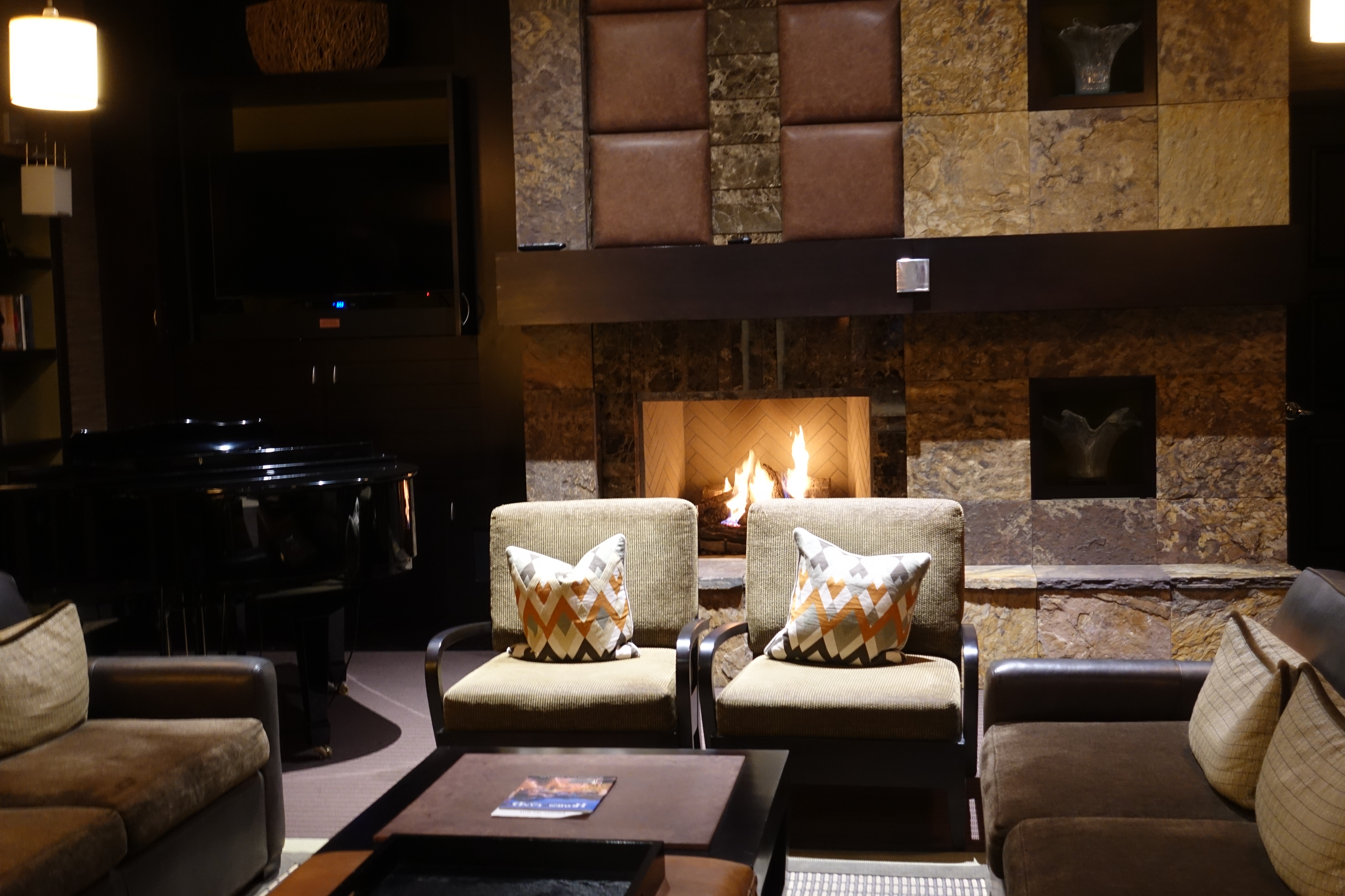 Luxury Scottsdale Condo Club Room