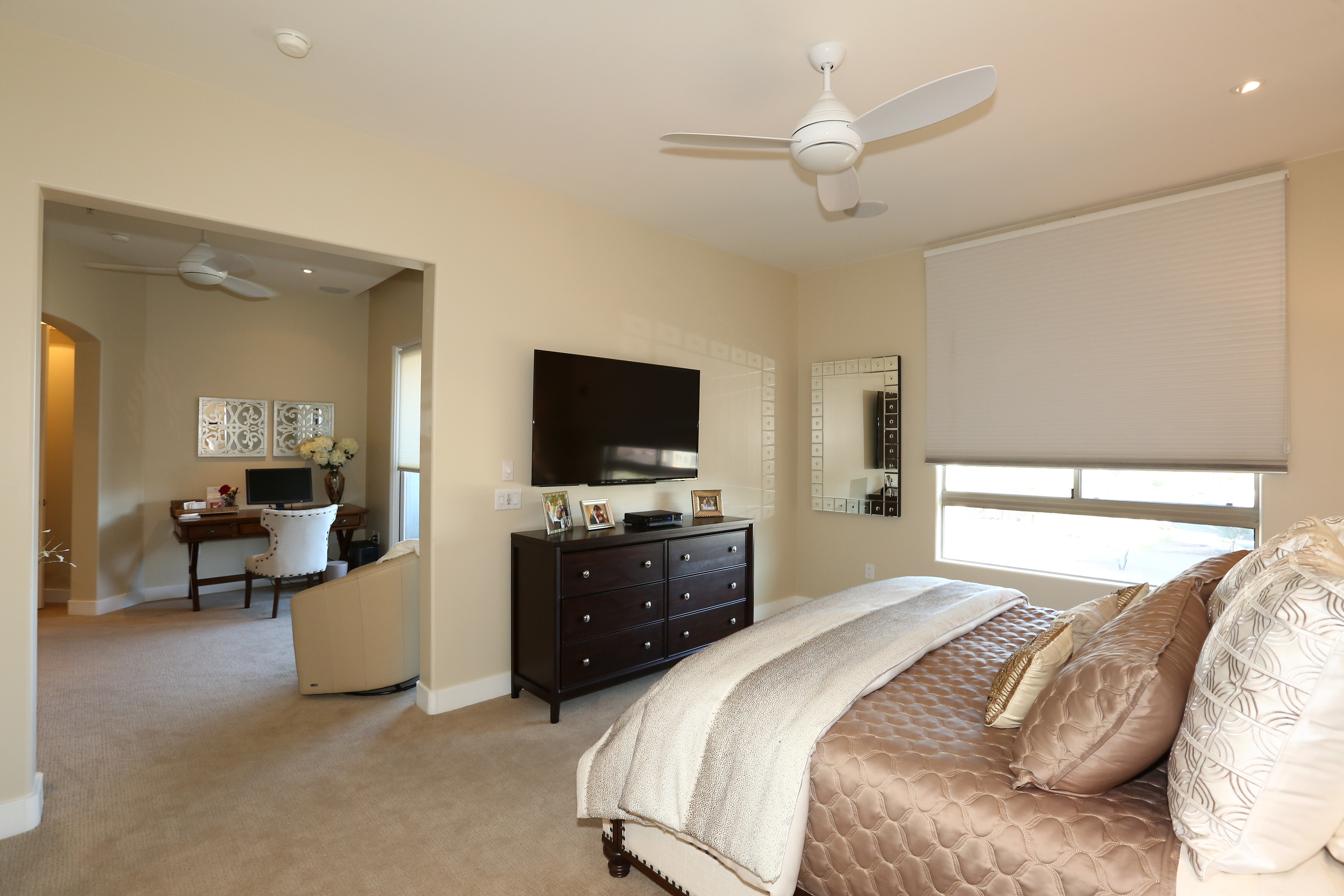 Landmark Luxury Scottsdale Condo Master Suite